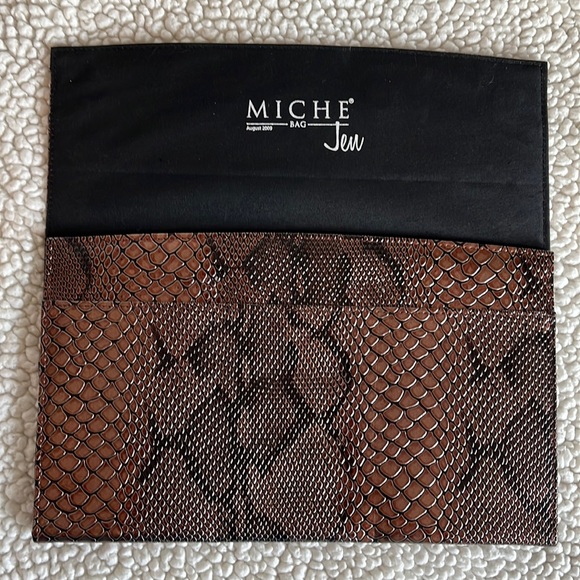 MICHE Classic Shell - Jen - Picture 1 of 4